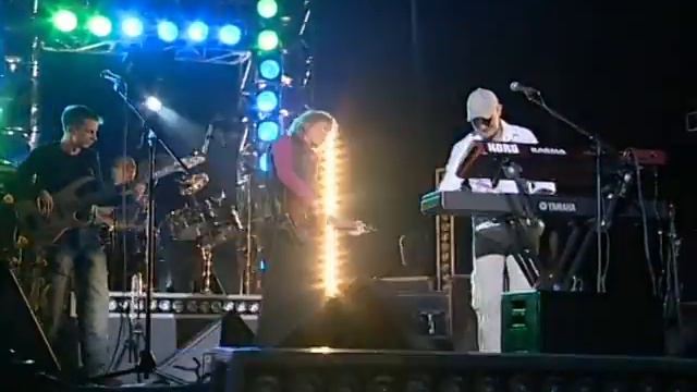 Сурганова и Оркестр - Обещанный снег (DVD КругоСветка-2005) смотреть онлайн