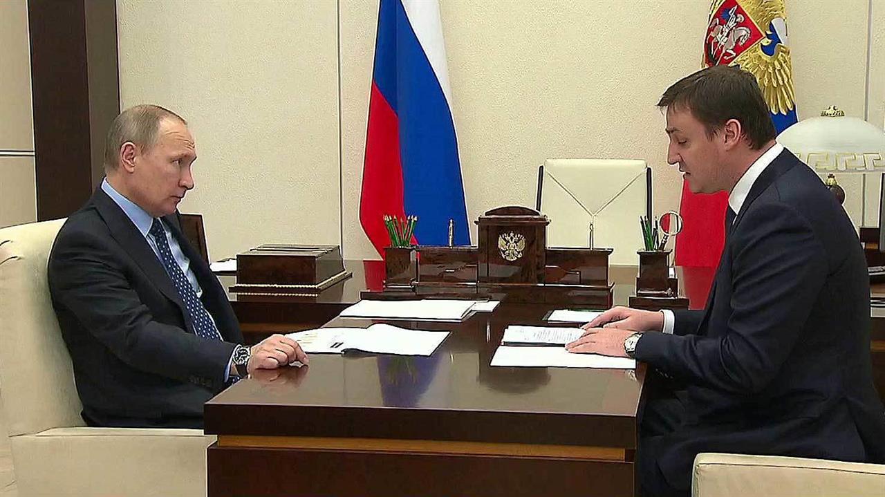 Владимир Путин встретился с председателем правления "Россельхозбанка" Дмитрием Патрушевым