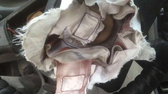 Сработала подушку безопасности на приоре. смотреть онлайн