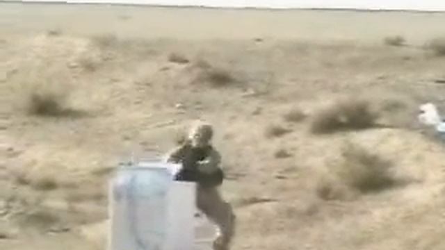 Bomb in a washing machine (Бомбу в стиральную машину) смотреть онлайн