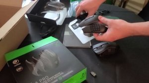 WHY I RETURNED MY RAZER NAGA V2 PRO (Buy the Naga Pro Instead)