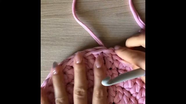 Мастер класс «идеальный круг» коврик, пуф из трикотажной пряжи смотреть онлайн