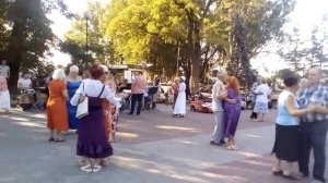 Танцы пенсионеров в воскресенье город Николаев