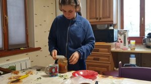 ВОСКРЕСНЫЙ ДЕНЬ В СЕМЬЕ КОЛЕСНИКОВЫХ