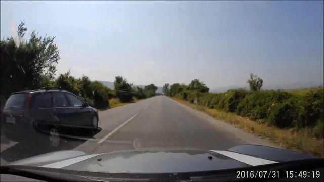 Глупак с Форд не спира на знак СТОП смотреть онлайн