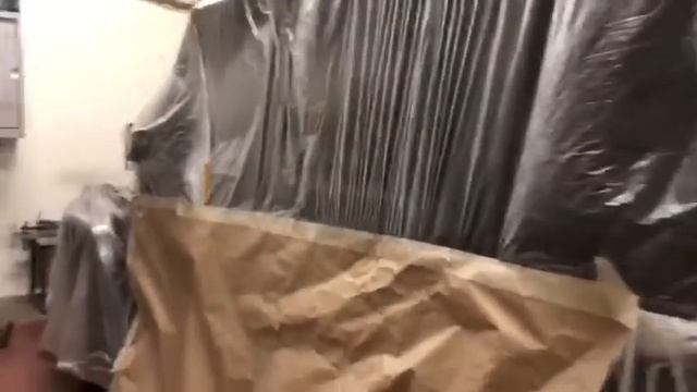 Покраска рамки лобового стекла на Мерседес