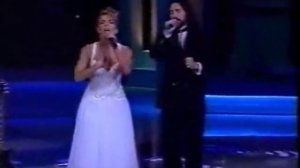LAURA FLORES Y MARCO ANTONIO SOLIS - EL ALMA NO TIENE COLOR.
