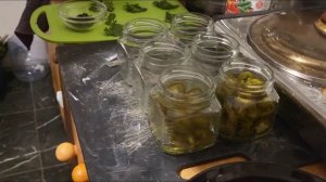 МАРИНУЕМ ОСТРЫЙ ПЕРЕЦ ХАЛАПЕНЬО!  РЕЦЕПТ МАРИНАДА. #jalapeño #халапеньо #перец