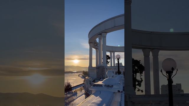 Набережная. Красноярск. Скалы. #набережная #енисей #красноярск #закатсолнца #скалы #центральныйпарк смотреть онлайн