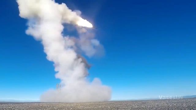 Береговой ракетный комплекс БАСТИОН - КОММЕНТАРИИ ИНОСТРАНЦЕВ смотреть онлайн