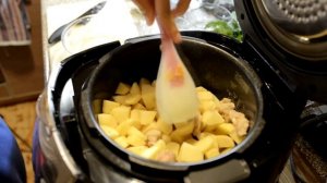Готовим в МУЛЬТИВАРКЕ #СВИНЫЕ РЕБРЫШКИ с КАРТОШКОЙ