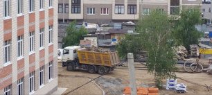 Красногорский Акваспорт прячет строительный мусор со стройки школы в Бисерово