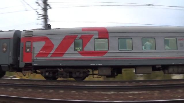 Электровоз ЭП2К-414 с пассажирским поездом №135 Москва - Саратов смотреть онлайн