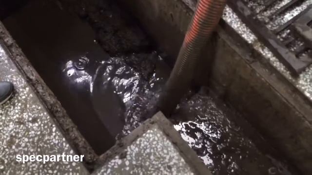 Откачка ила на автомойке. Спецпартнер.рф смотреть онлайн