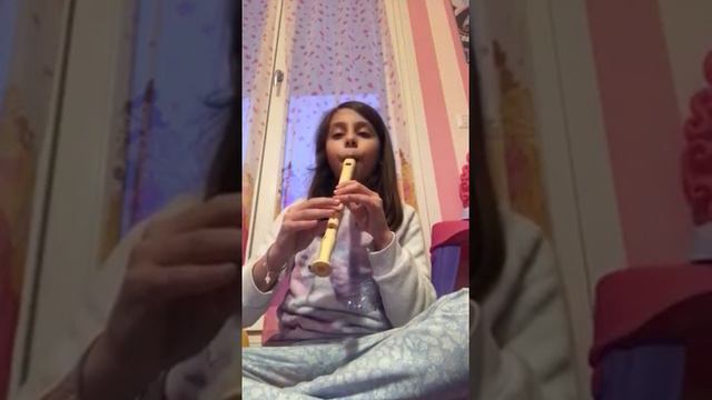 La vedova allegra suonata da Beatrice смотреть онлайн