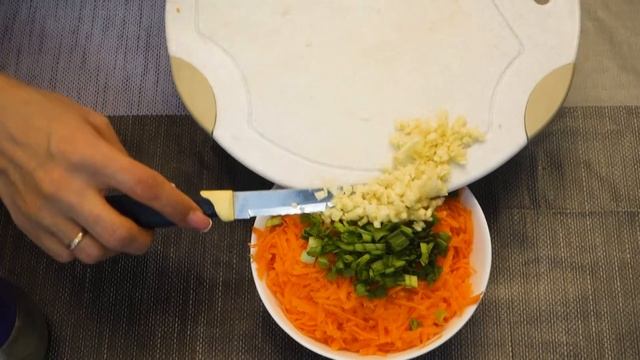 Мясные пальчики с сыром, рулетики из мяса в духовке