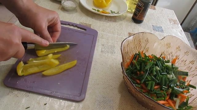 Вкусный и полезных САЛАТ ИЗ ОГУРЦОВ ПО КОРЕЙСКИ! Съедается вмиг!