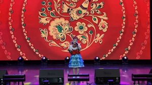 Русская народная песня "Подай балалайку!" исполняет Нечаева Елизавета.