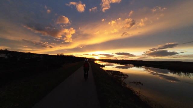 EUC Ride - 2024-02-25 - Two Monowheels 3 - Sunset Ride - Long Ride Timelapse смотреть онлайн