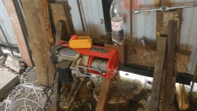 лебедка для подъема катера смотреть онлайн