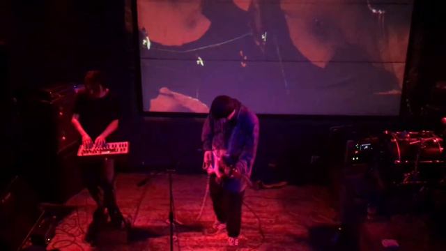 телеэкран — Тысяча дешёвых зажигалок @ Лес Villa, Санкт-Петербург, 08.03.2019 смотреть онлайн