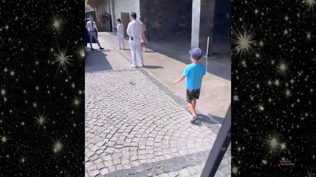 Александр Овечкин и Анастасия Шубская встретились с родней на отдыхе в Турции смотреть онлайн