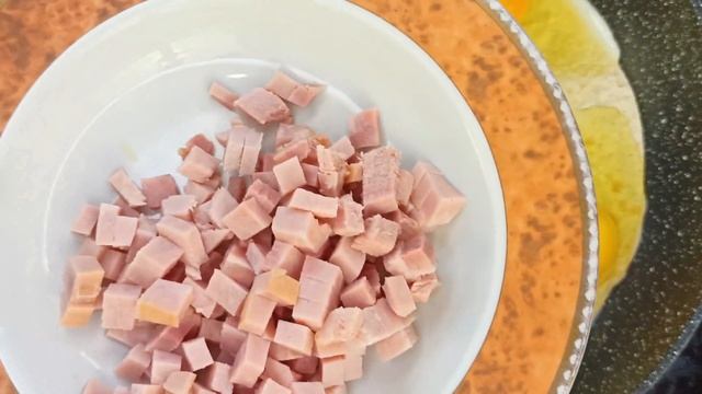 Накройте яйца лепешкой! Вкусный рецепт за 5 минут ❗️ Новый способ приготовить завтрак!