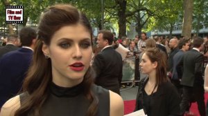 Alexandra Daddario San Andreas World Premiere Interview