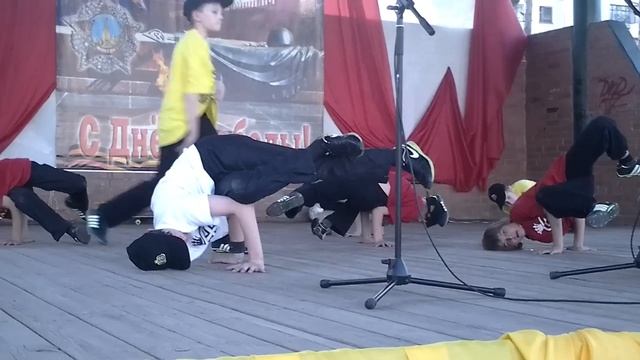 Хип Хоп танец Фристайло.mp4