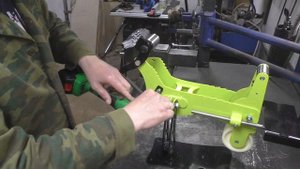 Гриндер из УШМ ! Насадка на болгарку ! Для гаража , мастерской !