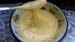 Колбаса в кляре на сковороде