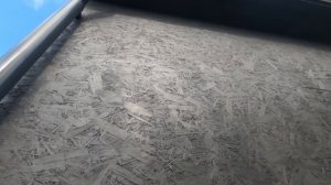 Фасад из рейки через год. Завелись осы, рейка сгнила и ее покрутило?