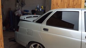 Газовый упор крышки багажника на ВАЗ 2110 (1)