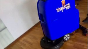 Аккумуляторная поломоечная машина Метлана М50В в спортивном комплексе (г. Химки)