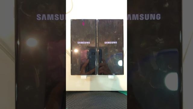 Samsung Galaxy Note 10+ Reboot Speed Comparison - Snapdragon 855 (Left) VS Exynos 9825 (Right)