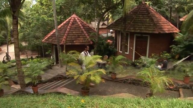 Manaltheeram Resort Rooms HD смотреть онлайн