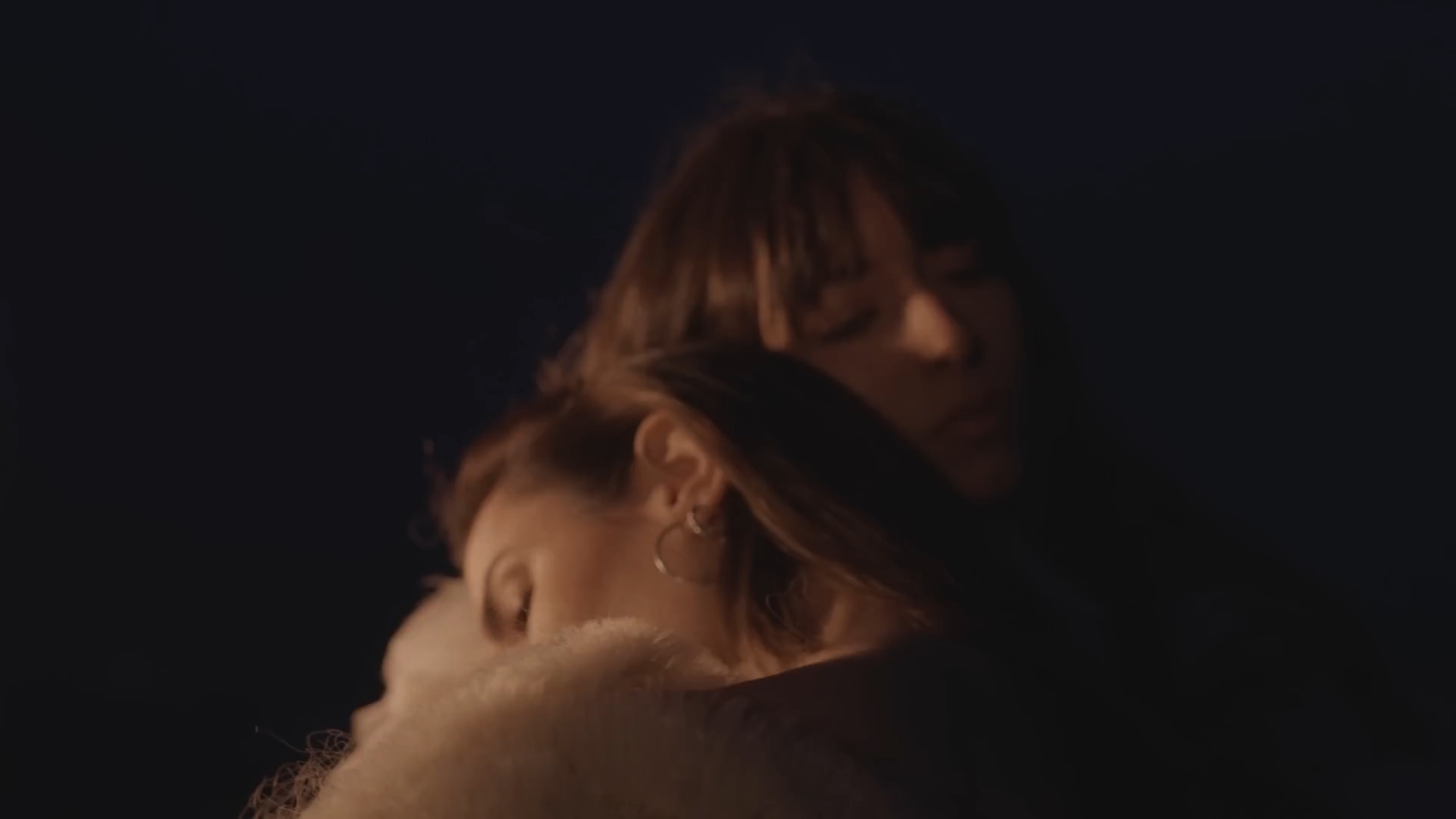 Giolì & Assia - Eurydice (Official Video) смотреть онлайн