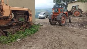 Трактор Т40 с передком сможетли тянут Трактор ДТ 75.Tractor T 40 with can the tractor DT75 be pulle