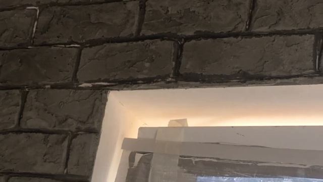 Декоративный кирпич своими руками из плиточного клея и гипсовой штукатурки. Валик Cappella.
