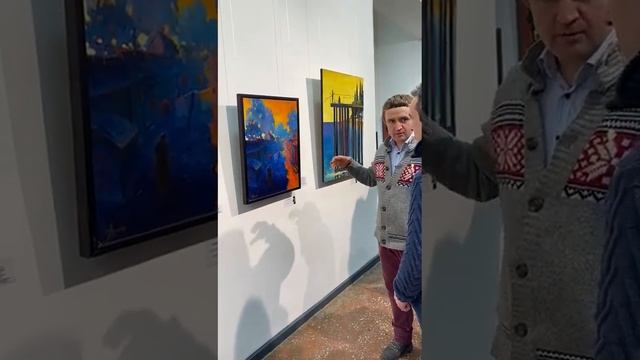 Владимир Григорян  на вернисаже выставки 09 02 2023г AMARE APUD TERRARUM