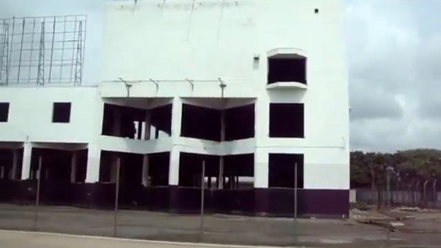 Colombo's Bandaranaike International Airport panoramic view смотреть онлайн