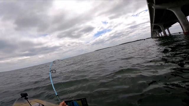 Vertical Jigging for BIG FISH in Deep Water on my Kayak! (Monster fish Hooked!) смотреть онлайн