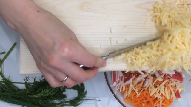 КРАБОВЫЙ САЛАТ С МОРКОВЬЮ ПО-КОРЕЙСКИ I Легкая Кухня I смотреть онлайн
