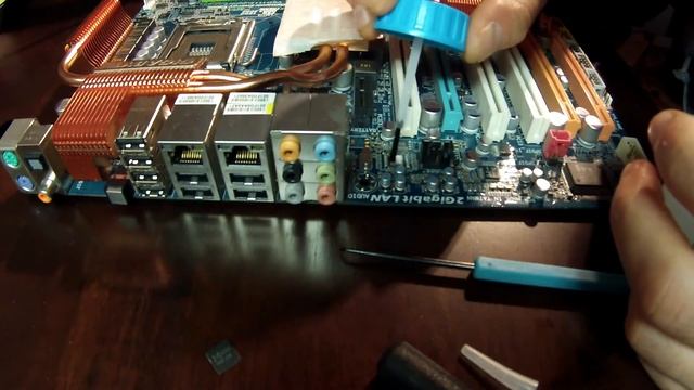 GA-EP45T-EXTREEME ремонт материнской платы смотреть онлайн