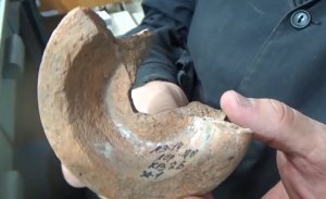 Ножка самосской амфоры с раскопа по улице Лермонтова, 40