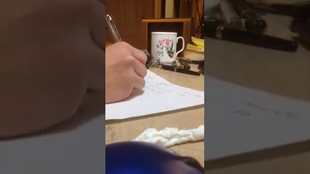 Parker Sonnet year 200x vs Waterman Skywriter 1950s смотреть онлайн