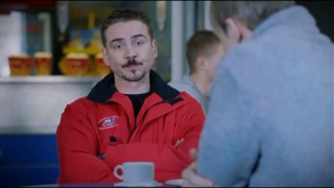 Молодёжка - За Кадром