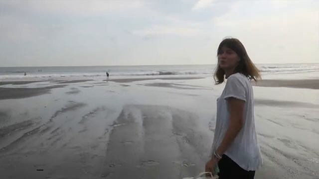 Бали, Чангу. Сёрф-дача. Чёрный пляж. Наши планы на жизнь. смотреть онлайн