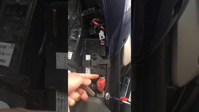 Как быстро сбросить ошибки или разрядить ЭБУ на Авто/мото смотреть онлайн