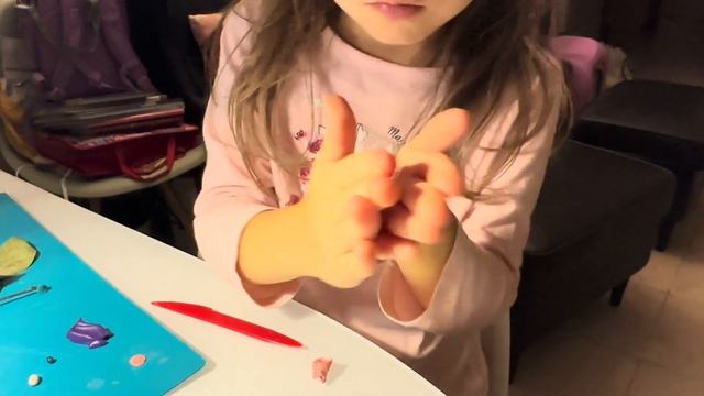 Леплю из пластилина - Тоторо и собираю диораму / Totoro from Plasticine - and final assembling смотреть онлайн